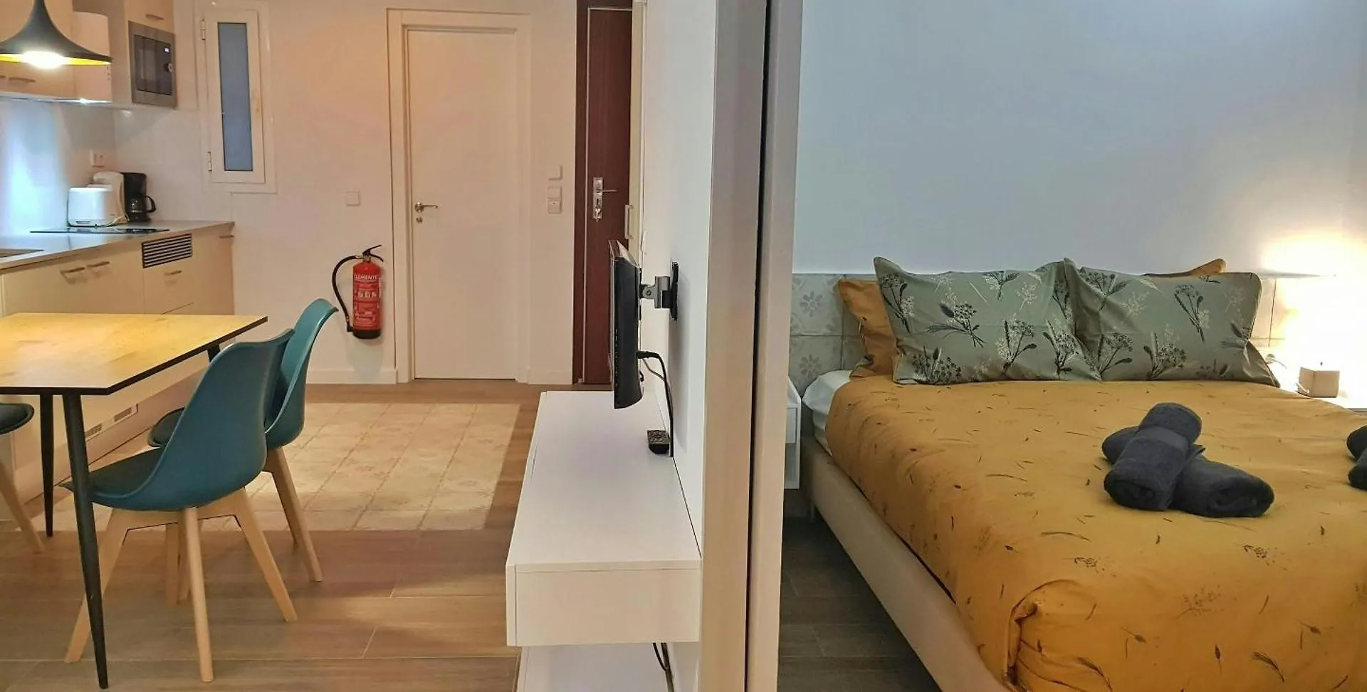 Appartamento Sant Antoni 3 - Downtown Barcelona. Modern